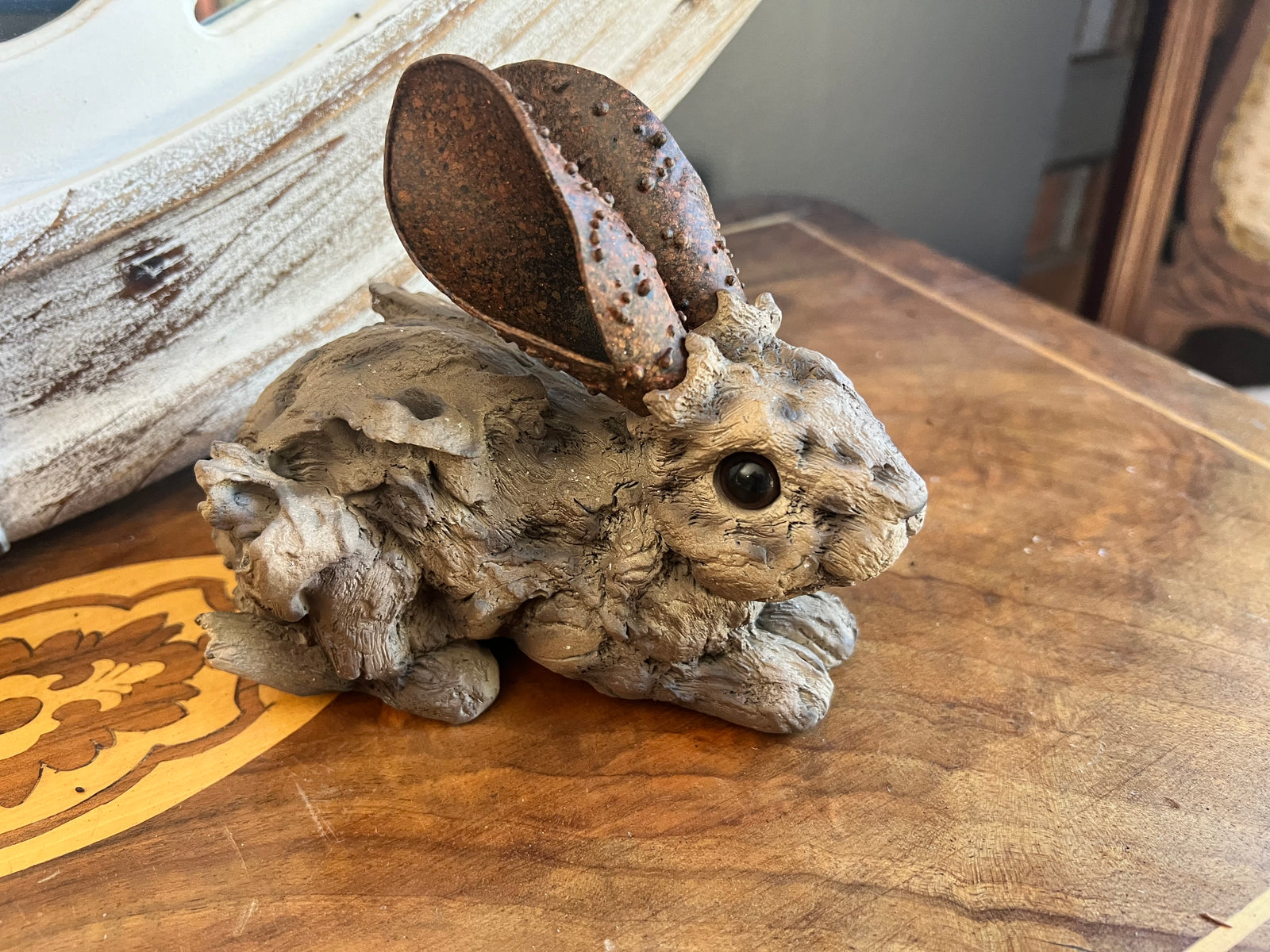  Driftwood Look Rabbit - Laying Small