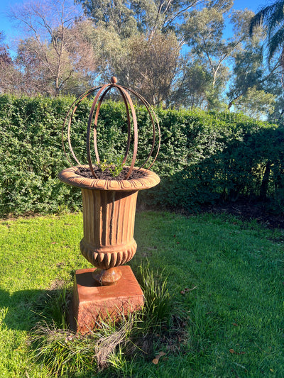  Large Rust Topiary Frame