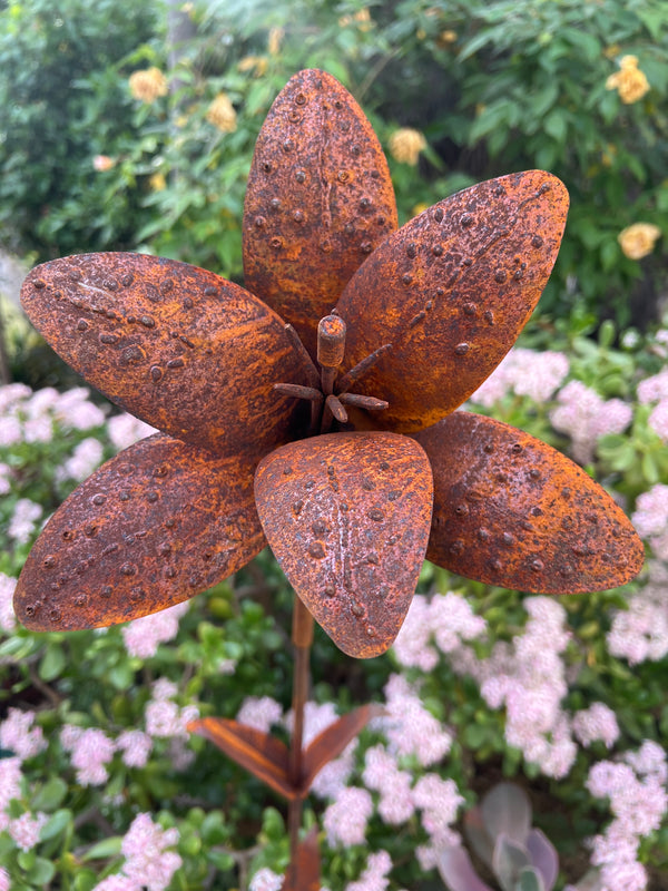 Lily Rust Stake Lily - Rust - Faeren Designs