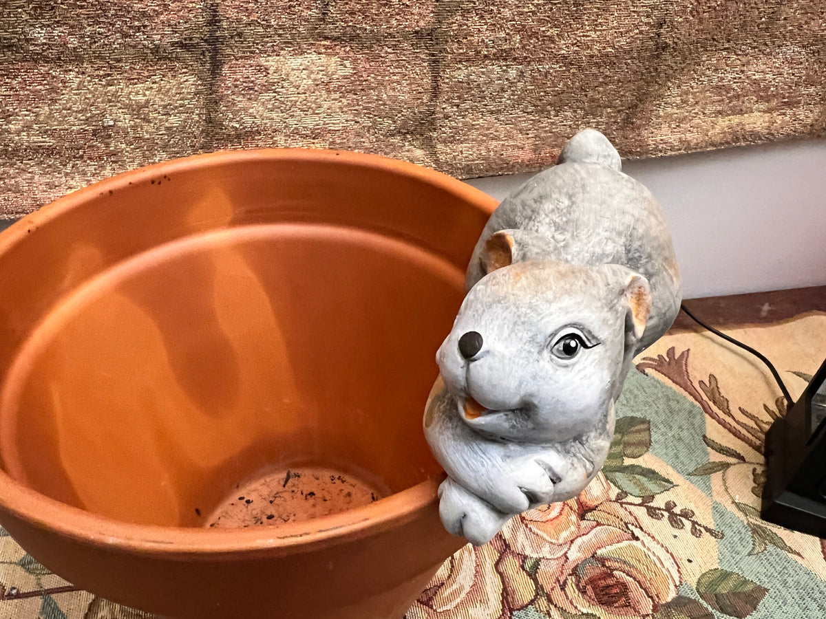  Large Pot sitter - Rabbit