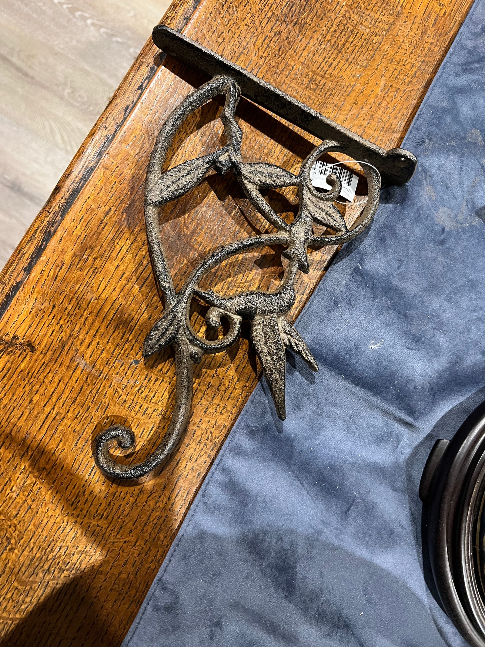  Cast Iron Humingbird Wall Bracket