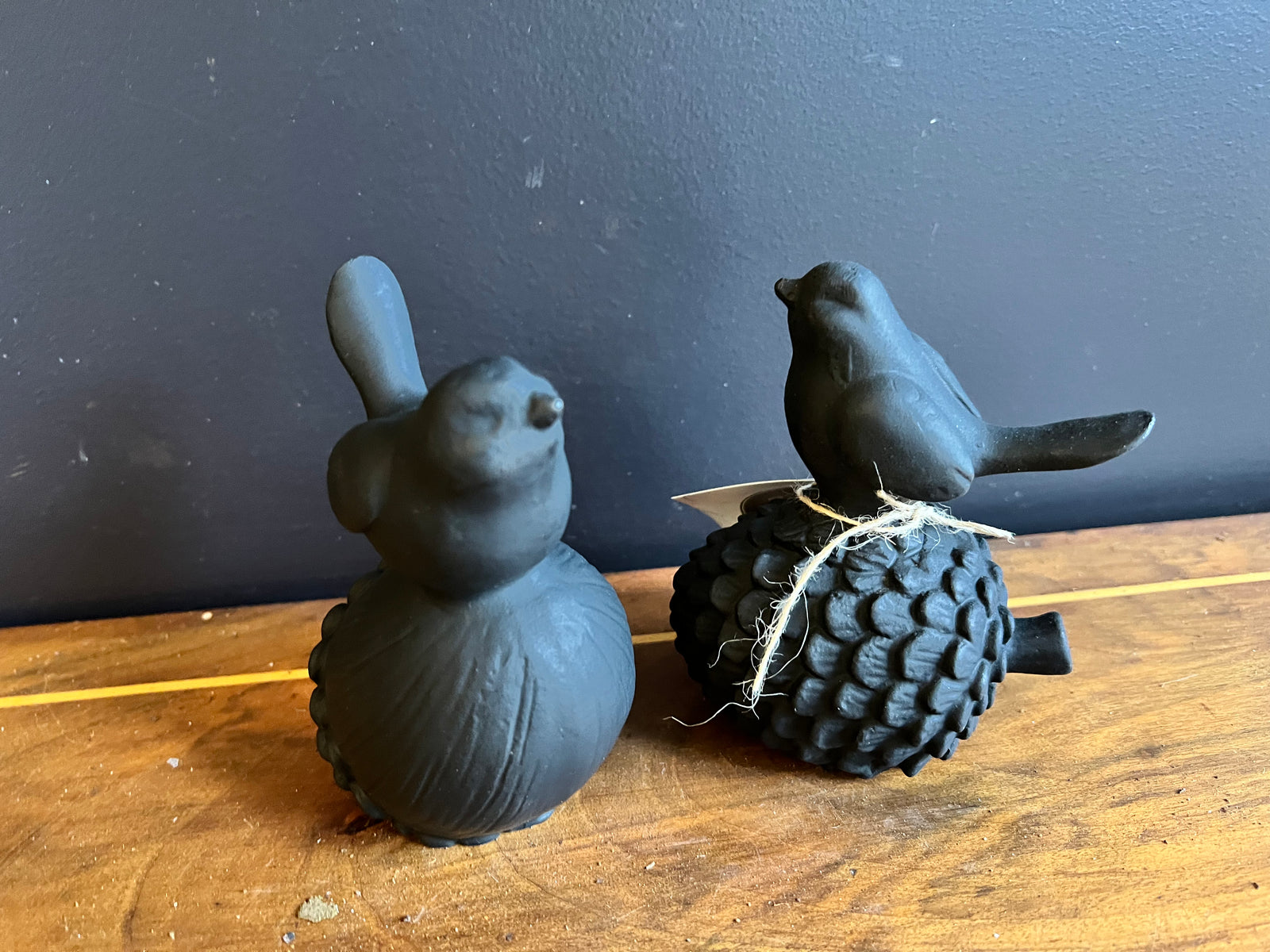  Birds on Acorn and Nut Cast - Black