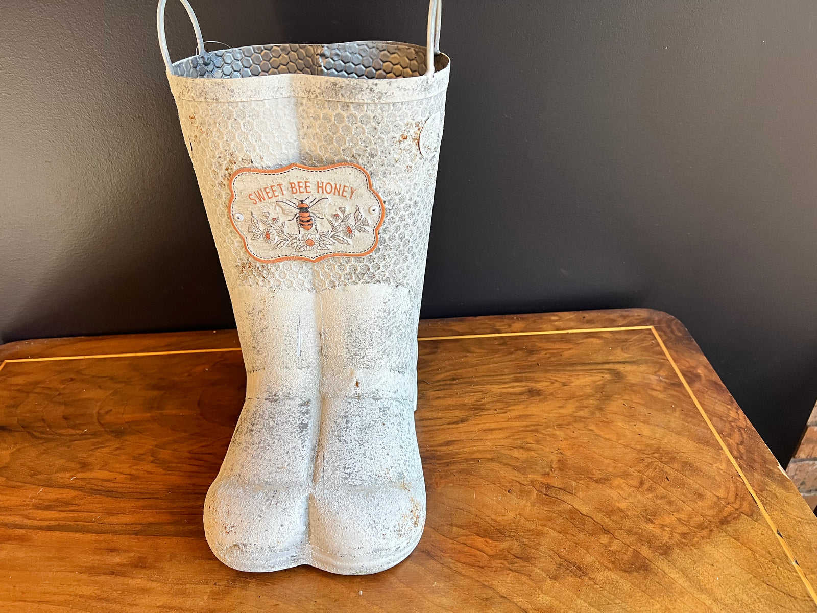  Distressed Finish Gumboots Planter