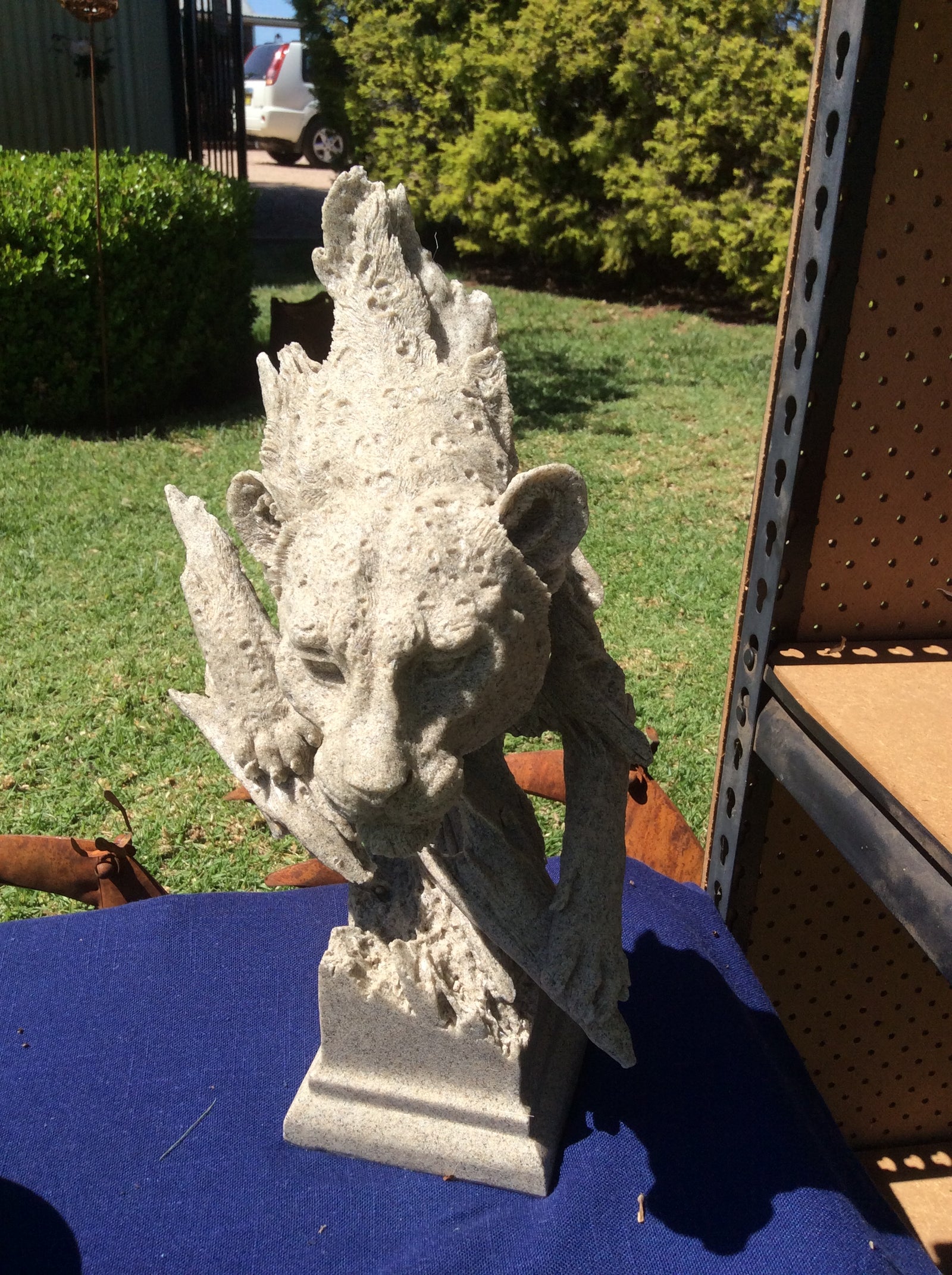  19-10-17-3130.undefined