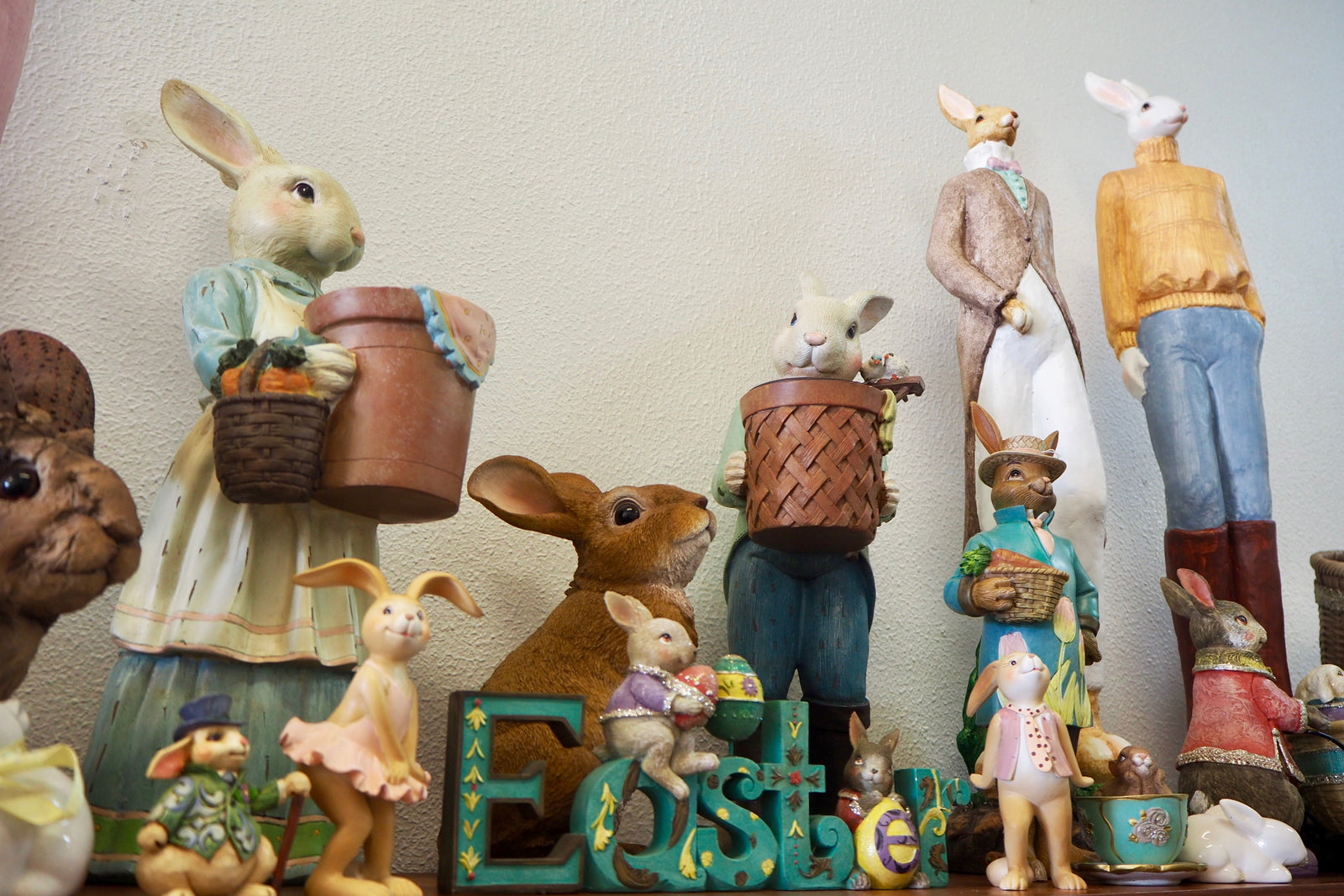  Easter Decorations - Easter Word, Signage