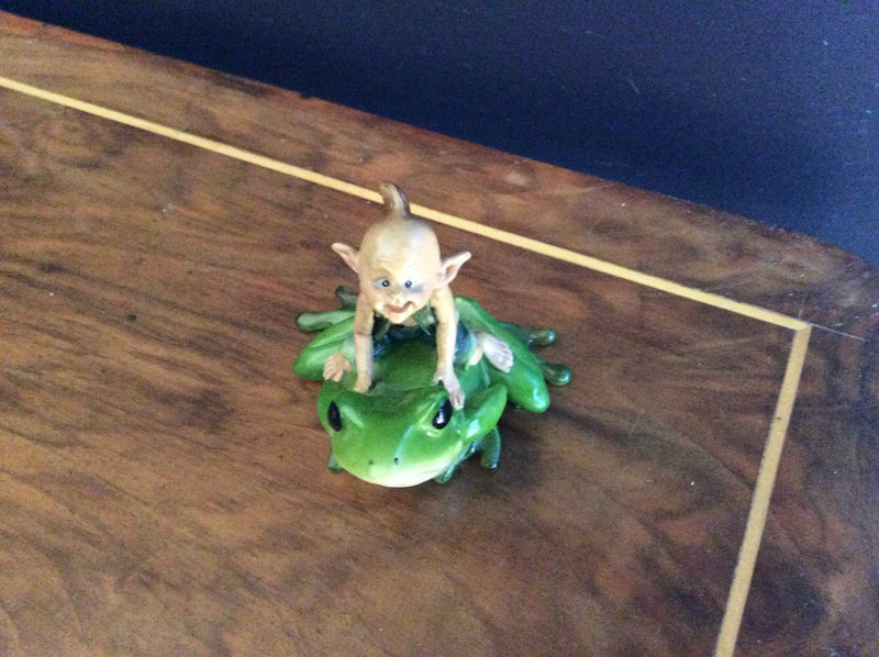  Elvin Junior Riding Froggy