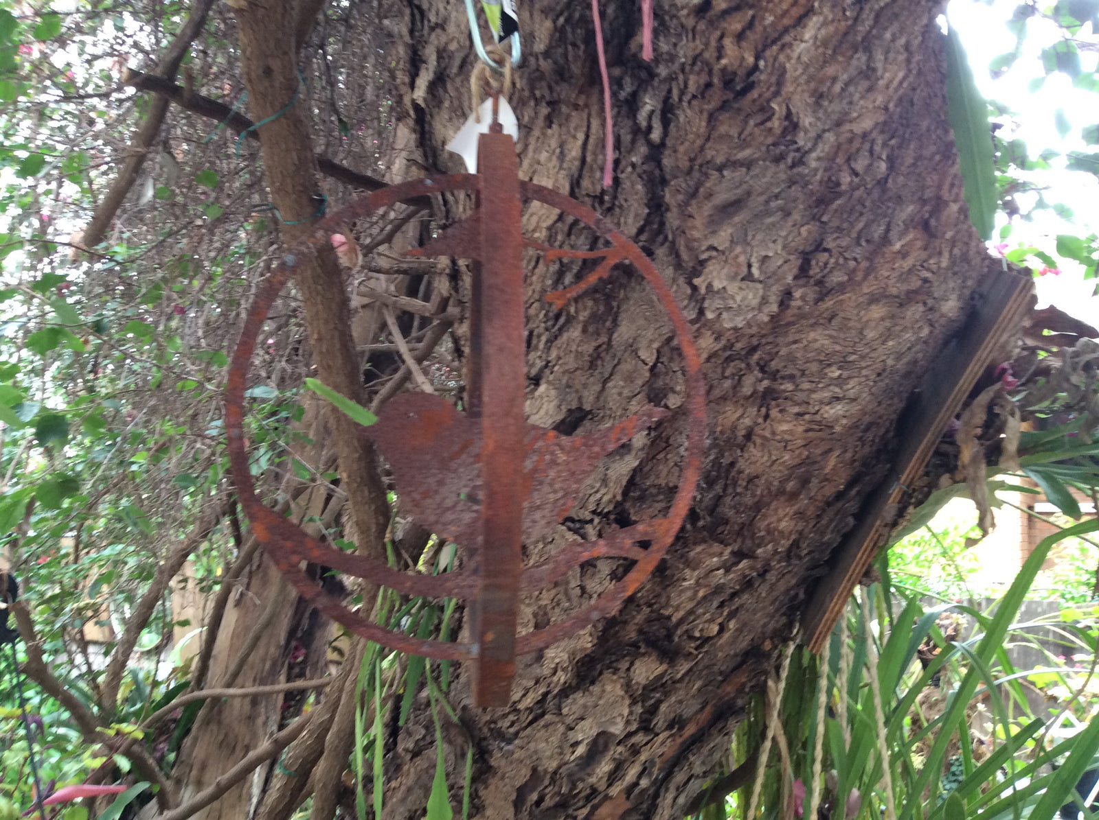  Rust Double Ring Bird/Wren hanger
