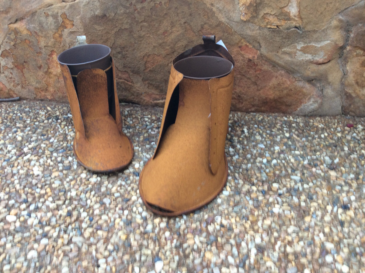  Set of two nested Rust shoe/boot planters
