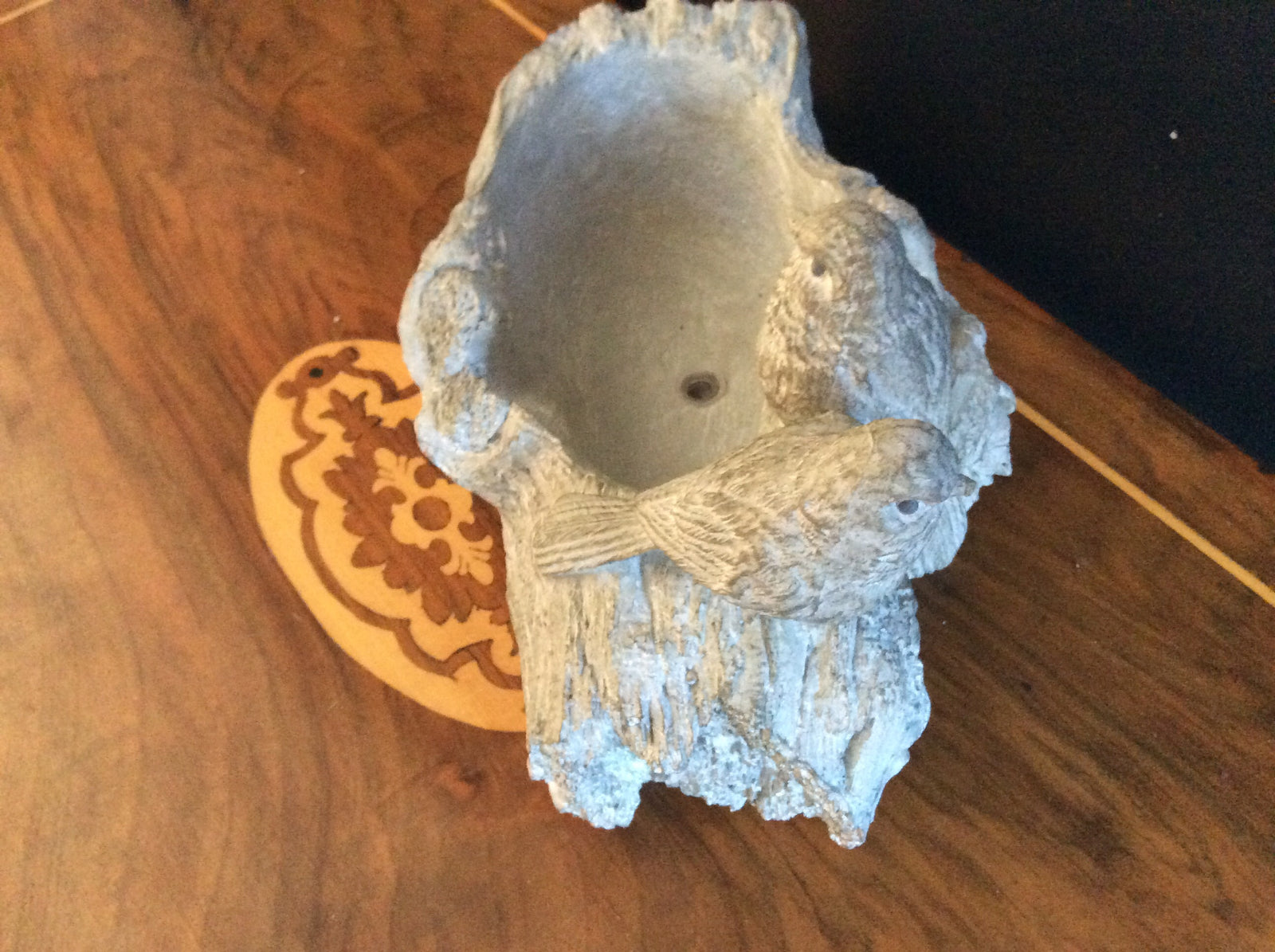  Two Birds on Log Planter