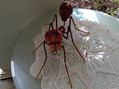  Large Metal Ant Walking - Red