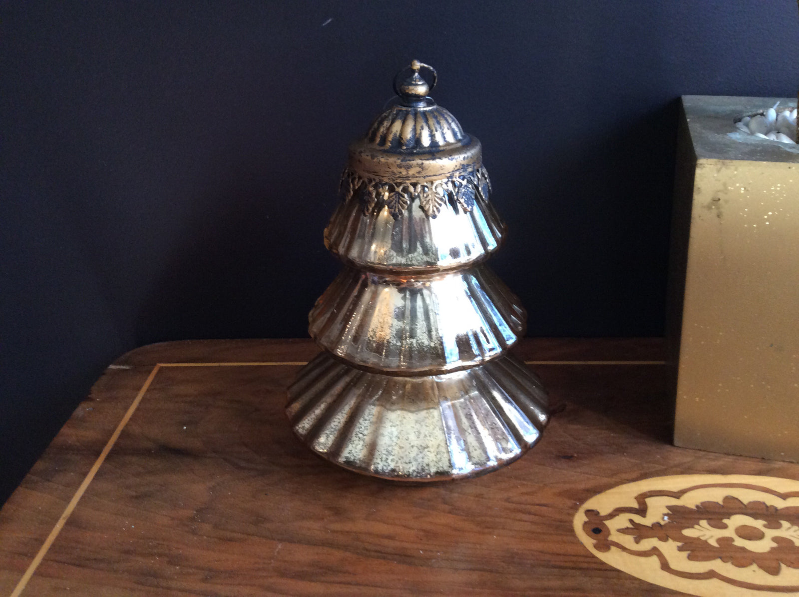  Lantern LED Fir Tree Gold