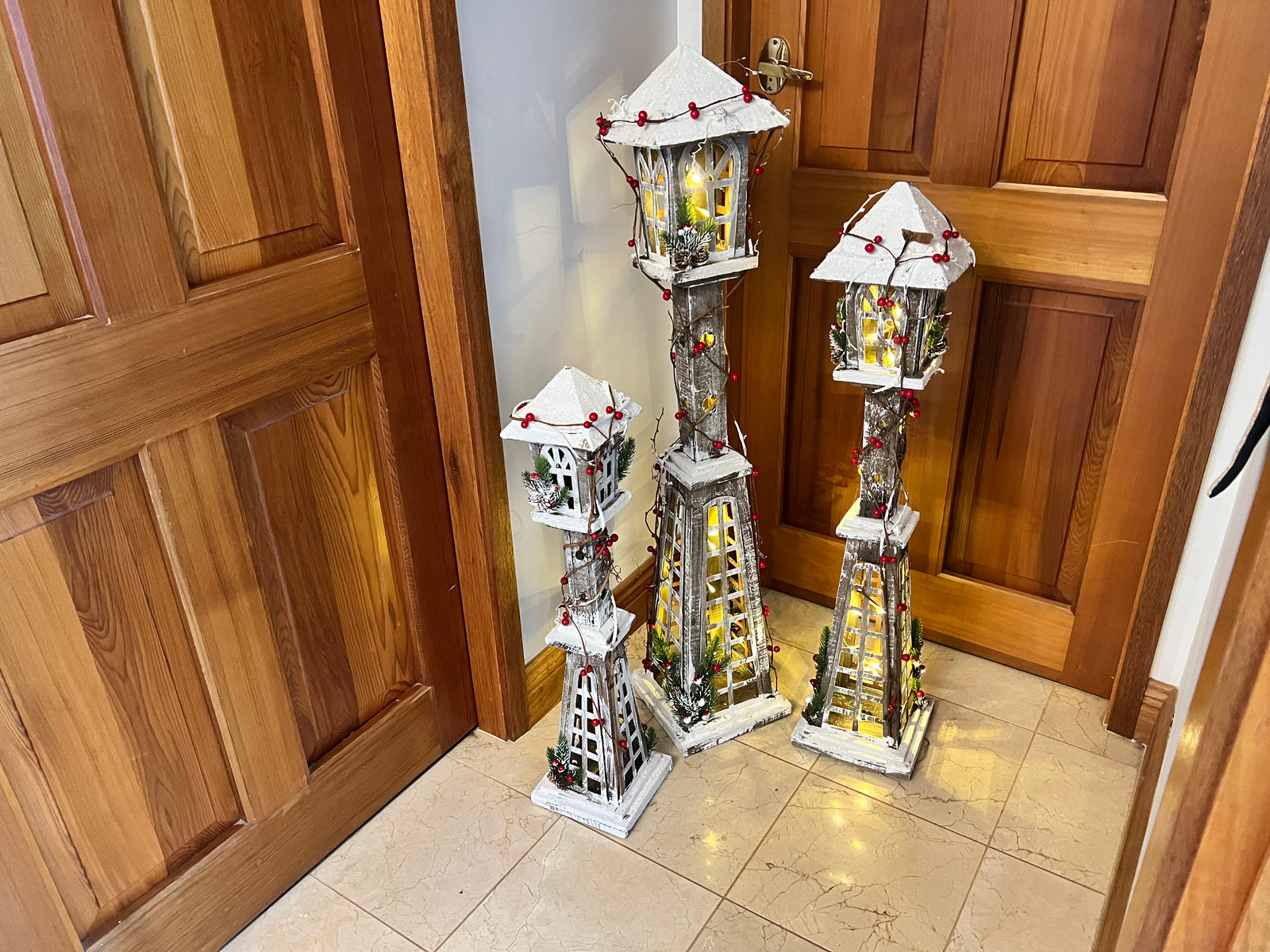  Christmas Small Wooden Light Up Lantern