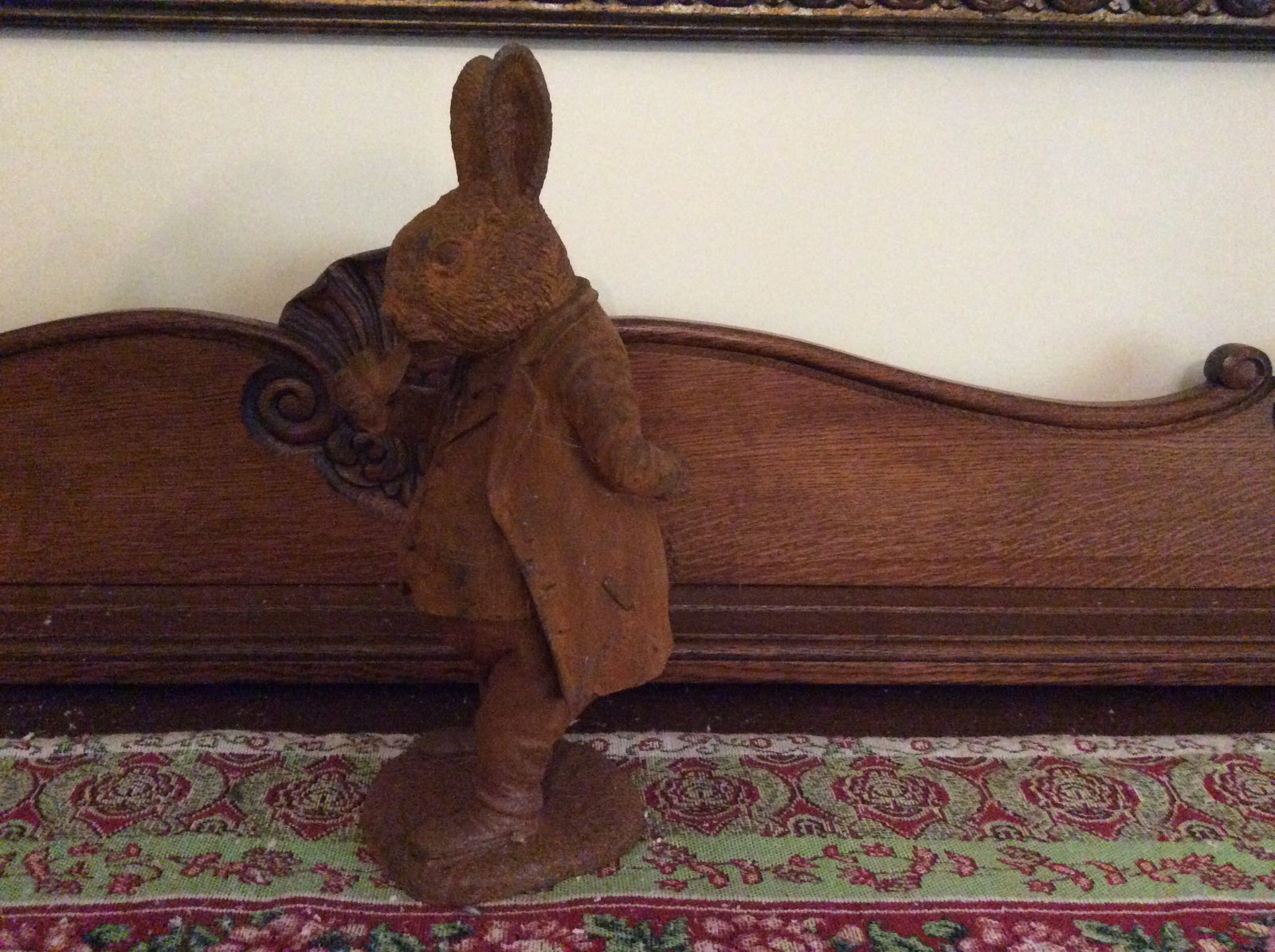  Cast Iron Willow Rabbit - Small
