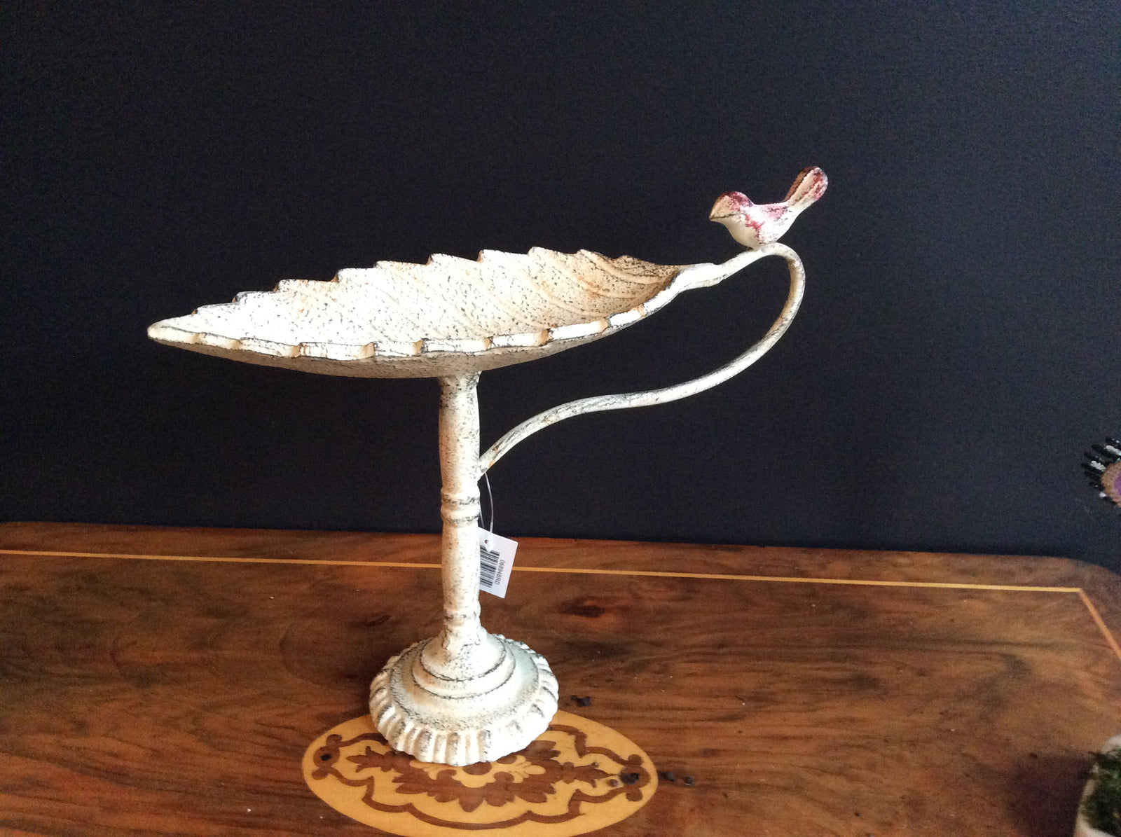  Cast Iron Leaf Shaped Bird Feeder/Holder