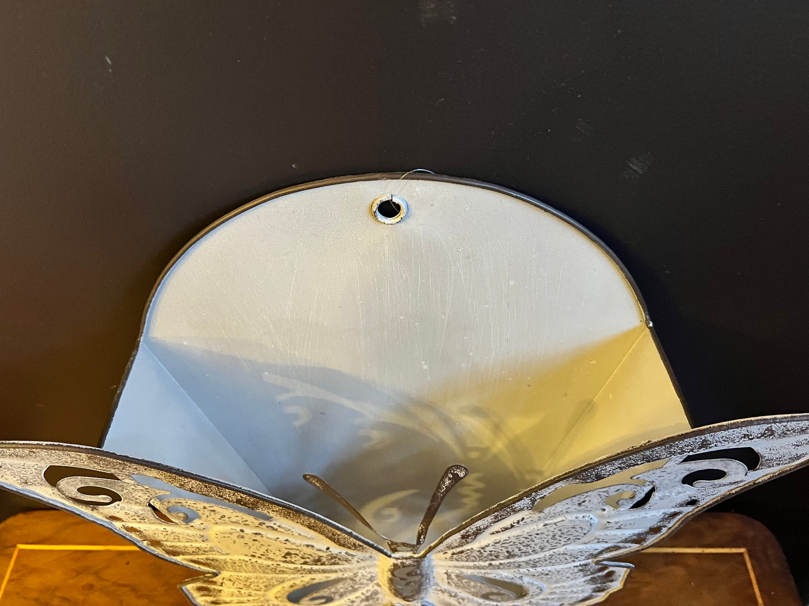  Distressed Finish Butterfly Wall Planter