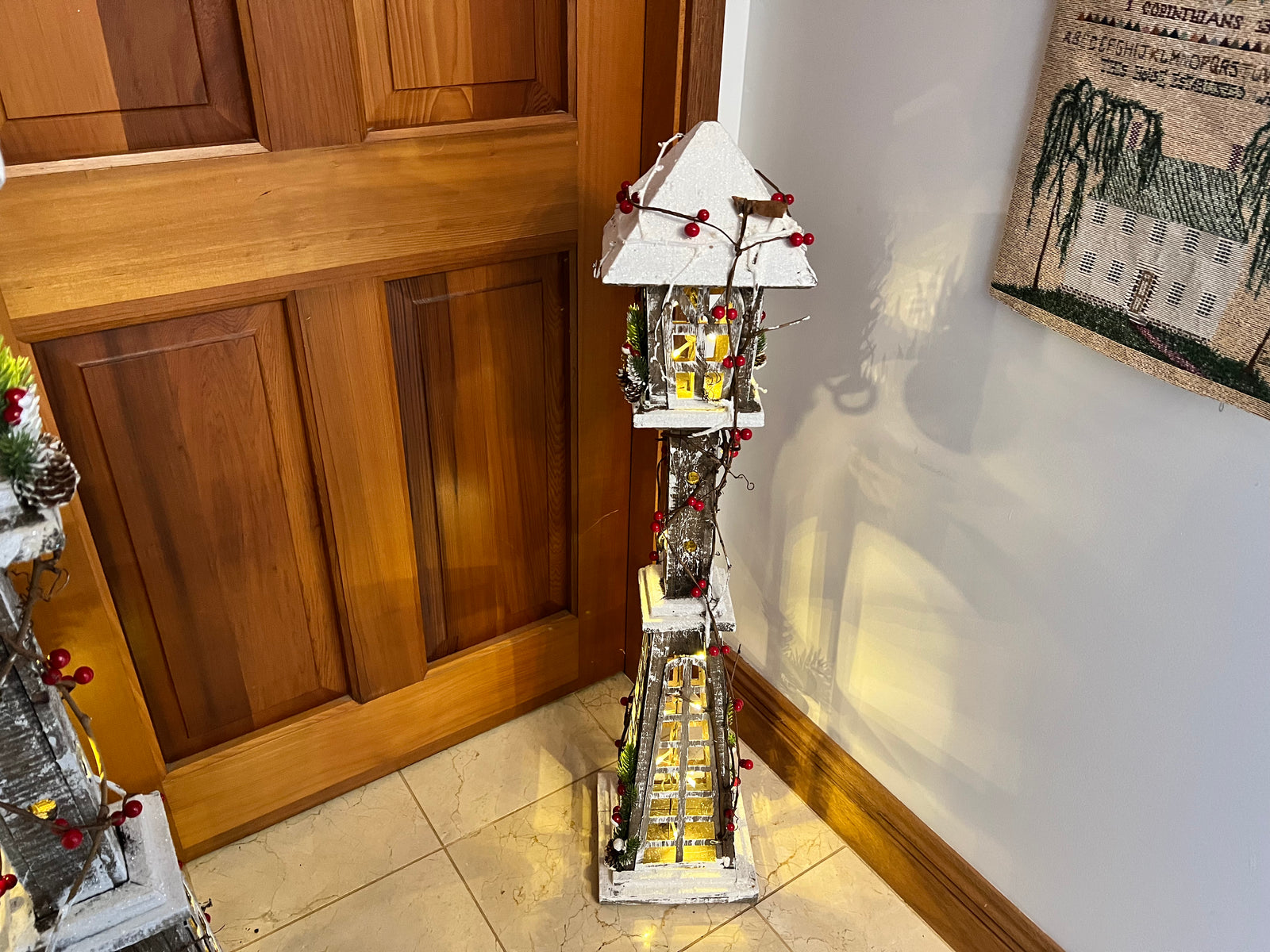  Christmas Medium Wooden Light up Lantern